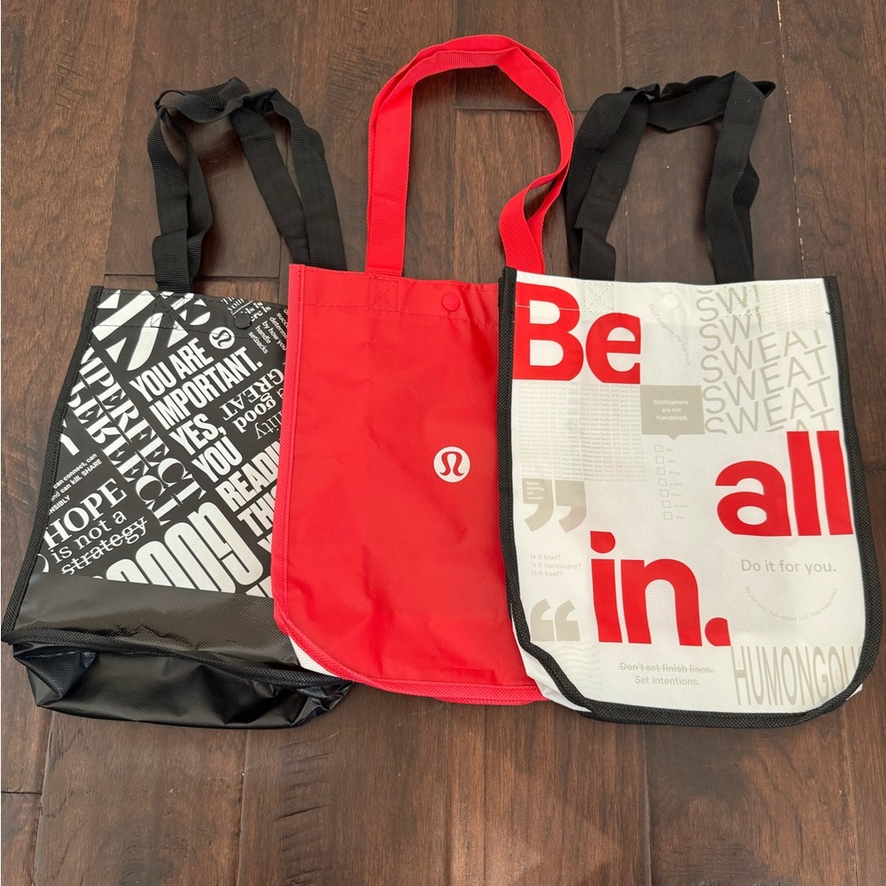 Lululemon reusable small size tote bag bundle